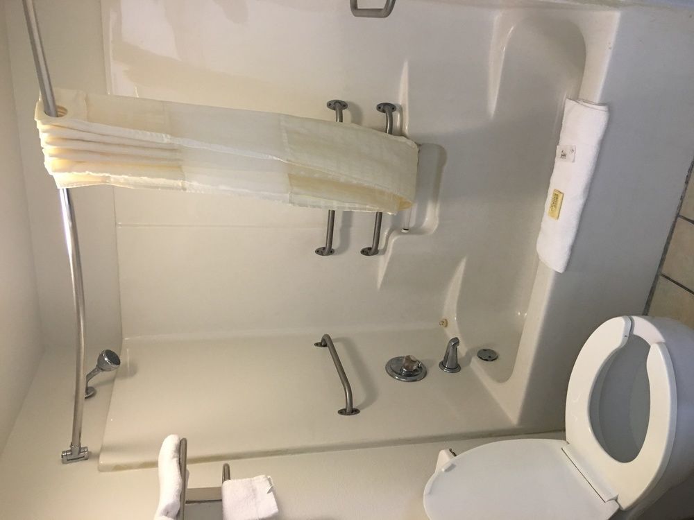 Executive Inn Ferry Pass Εξωτερικό φωτογραφία