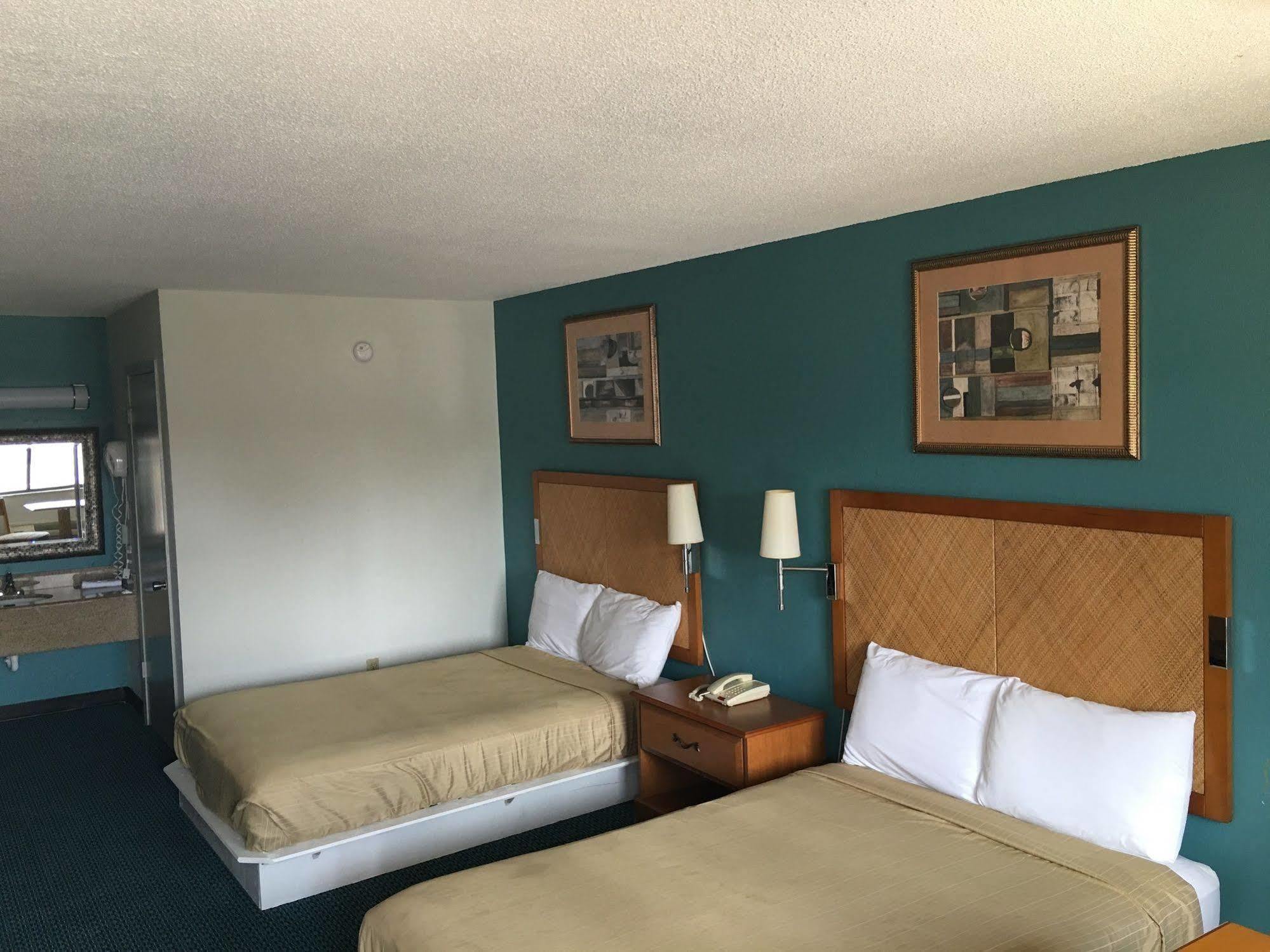 Executive Inn Ferry Pass Εξωτερικό φωτογραφία
