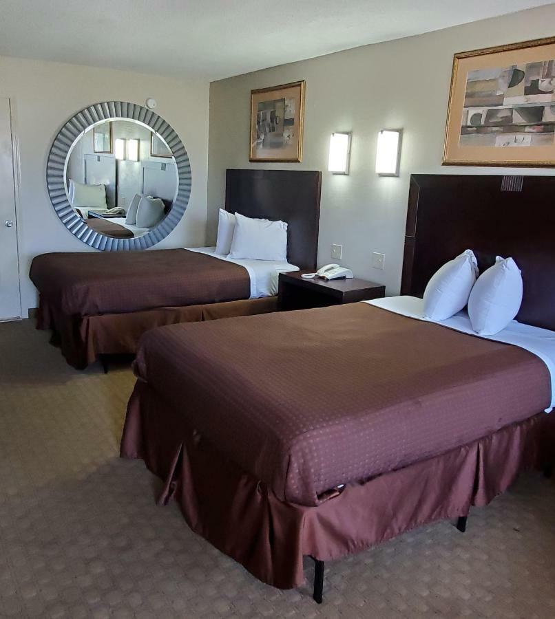 Executive Inn Ferry Pass Εξωτερικό φωτογραφία