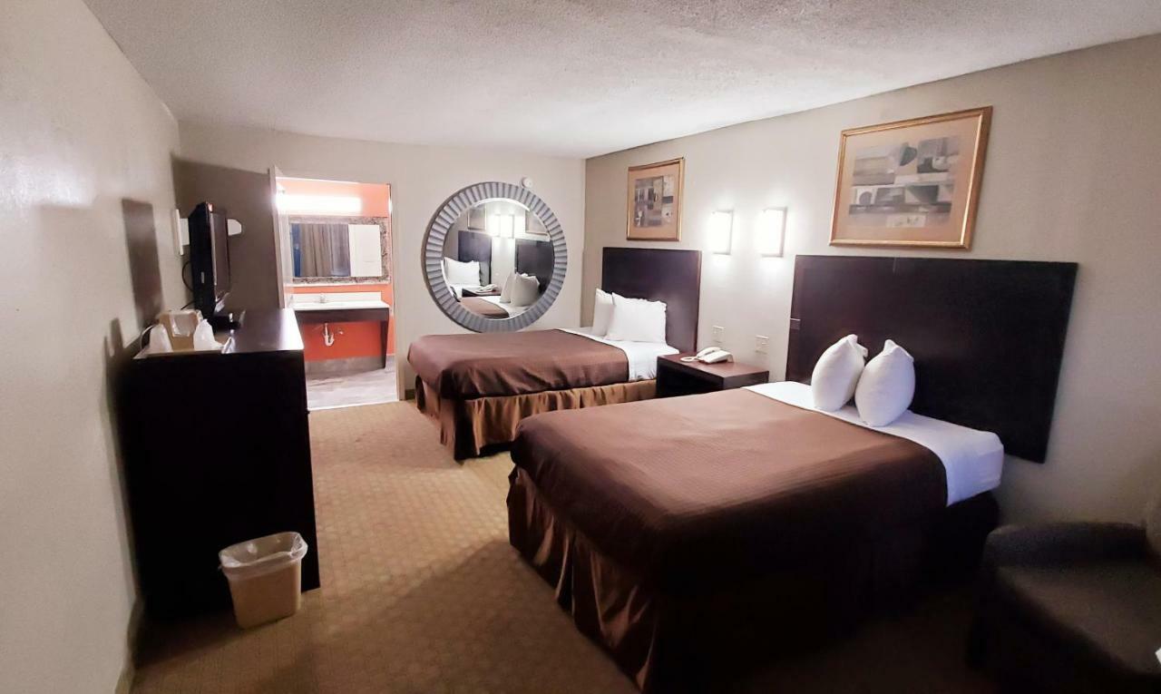 Executive Inn Ferry Pass Εξωτερικό φωτογραφία